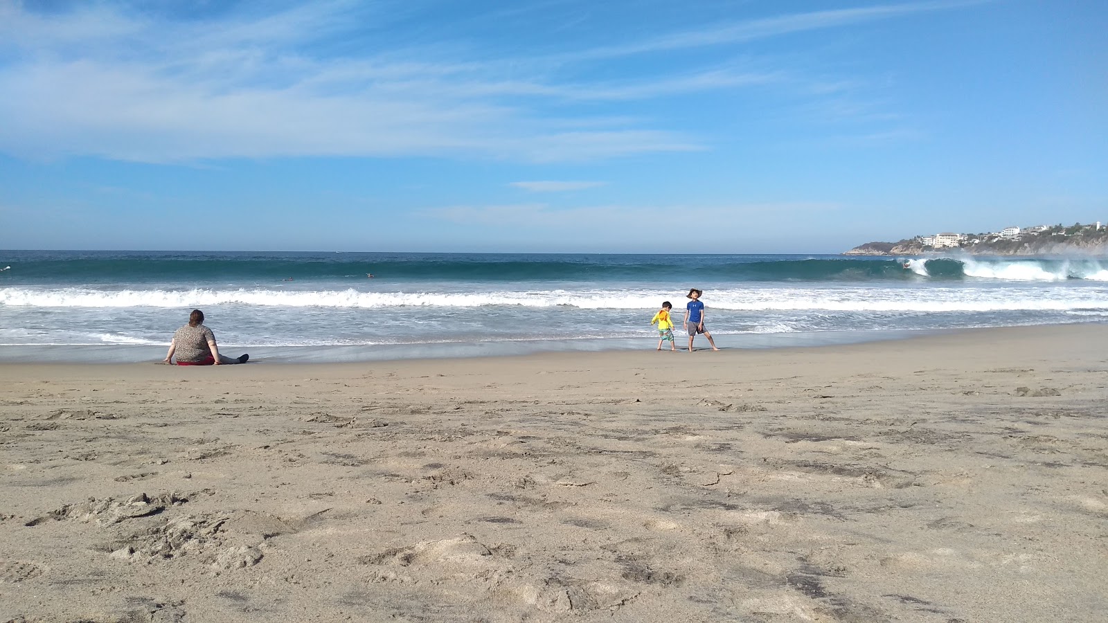 Foto de Praia Zicatela - recomendado para viajantes em família com crianças