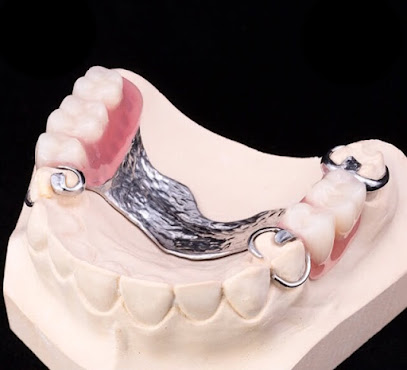 Prótesis Dentales y Rehabilitación Dental