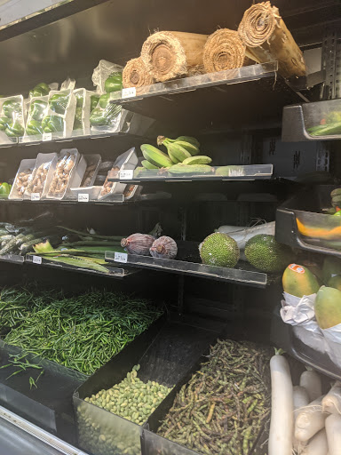 Grocery Store «INDU INDIAN GROCERY STORE (INDU CONVENIENT STORE)», reviews and photos, 4925 W Market St #1104, Greensboro, NC 27407, USA