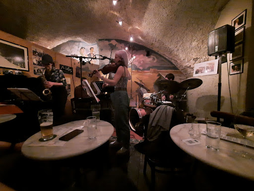 Miles - Jazz Bar