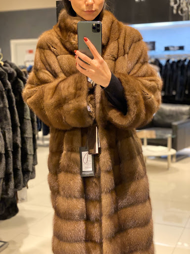 магазины, где можно купить женские стеганые пальто Москва