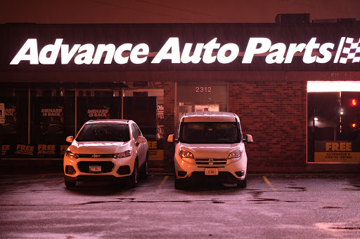 Auto Parts Store «Carquest Auto Parts», reviews and photos, 2312 Main St, Evanston, IL 60202, USA