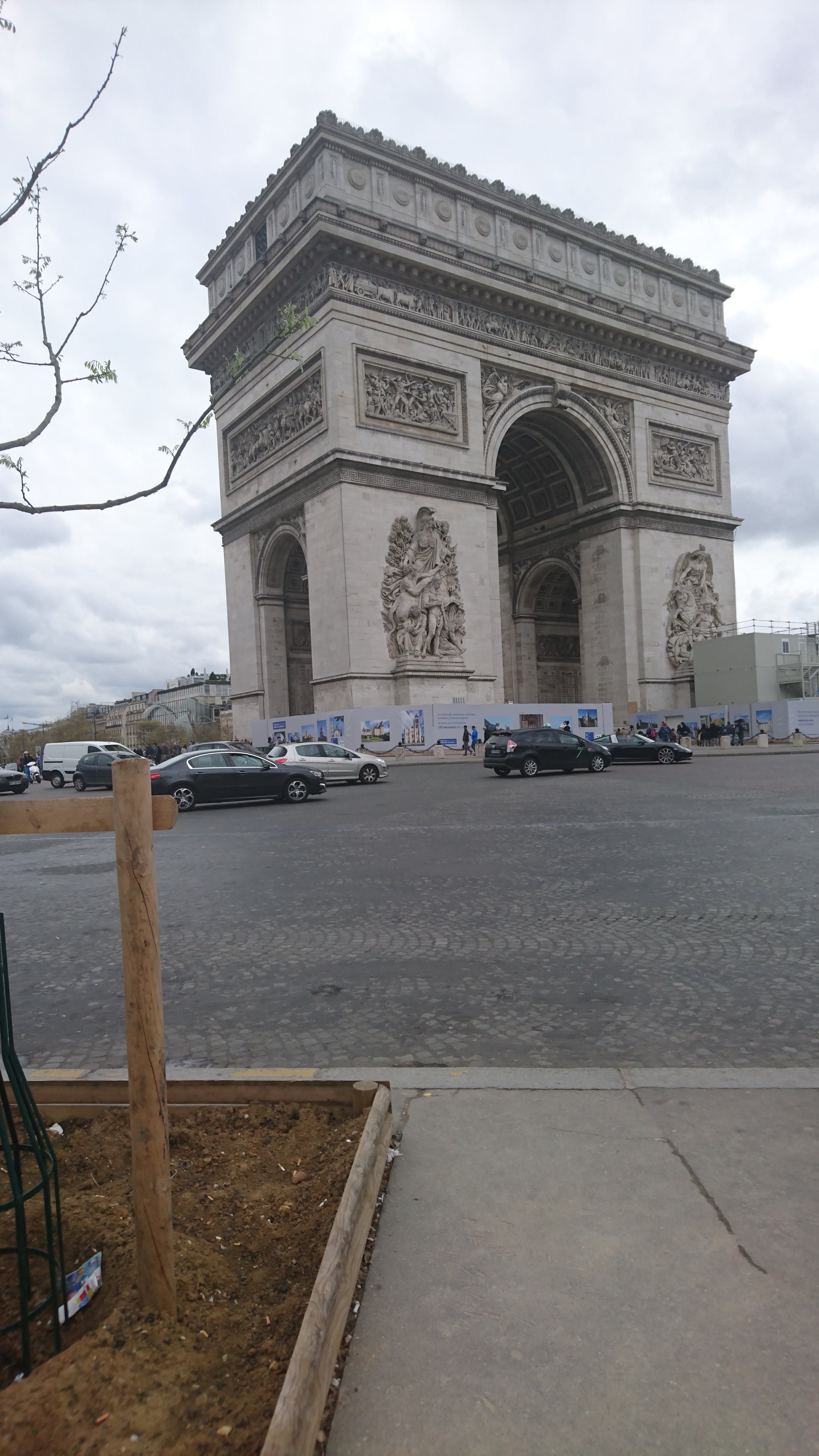 Photo n° 4 de l'avis de Azzeddin.a fait le 16/04/2018 à 21:25