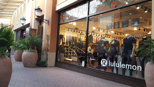 Sportswear Store «lululemon», reviews and photos, 750 Spectrum Center Dr, Irvine, CA 92618, USA