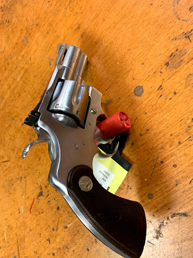 Gun Shop «Bergen Sporting Goods», reviews and photos, 649 Bergen Blvd, Ridgefield, NJ 07657, USA