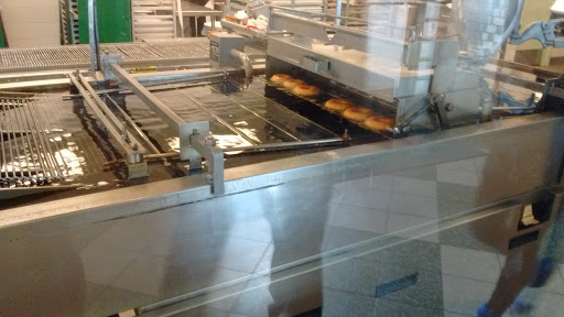 Bakery «Krispy Kreme Doughnuts», reviews and photos, 16415 NW Cornell Rd, Beaverton, OR 97006, USA