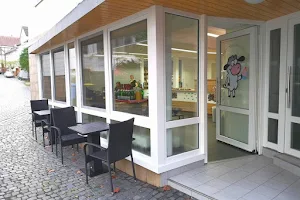 Café Tortenschäfchen image