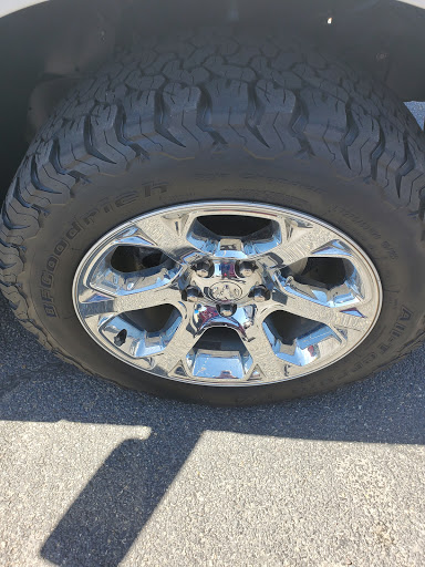 Used Car Dealer «Leonard Evans Used Cars Superstore», reviews and photos, 1424 N Wenatchee Ave, Wenatchee, WA 98801, USA