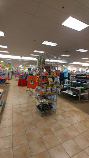 Department Store «Bealls Store», reviews and photos, 7365 52nd Pl E, Bradenton, FL 34203, USA