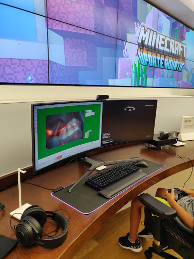 Computer Store «Microsoft Store - Scottsdale Fashion Square», reviews and photos, 7014 E Camelback Rd #1288, Scottsdale, AZ 85251, USA