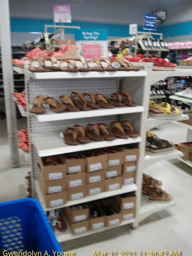 Clothing Store «Rugged Wearhouse», reviews and photos, 6096 Rose Hill Dr, Alexandria, VA 22310, USA