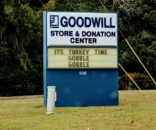 Thrift Store «Goodwill», reviews and photos, 936 Folly Rd, Charleston, SC 29412, USA