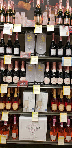 Wine Store «Total Wine & More», reviews and photos, 12551 Jefferson Ave, Newport News, VA 23602, USA