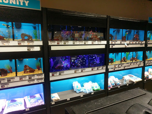 Pet Supply Store «Petco Animal Supplies», reviews and photos, 516 Valley Mall Pkwy, East Wenatchee, WA 98802, USA