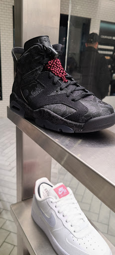 Clothing Store «Kith Brooklyn», reviews and photos, 233 Flatbush Ave, Brooklyn, NY 11217, USA