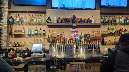 Grocery Store «Hy-Vee», reviews and photos, 1500 Central Park Commons Dr, Eagan, MN 55121, USA