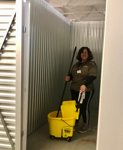 Truck Rental Agency «U-Haul Moving & Storage of Providence at I-95», reviews and photos, 35 Oxford St, Providence, RI 02905, USA