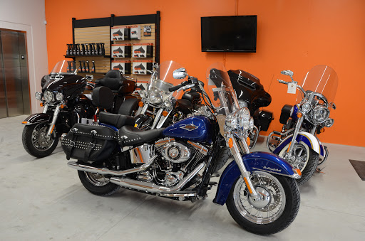 Motorcycle Dealer «McGrath Hawkeye Harley Davidson», reviews and photos, 120 Westcor Dr, Coralville, IA 52241, USA