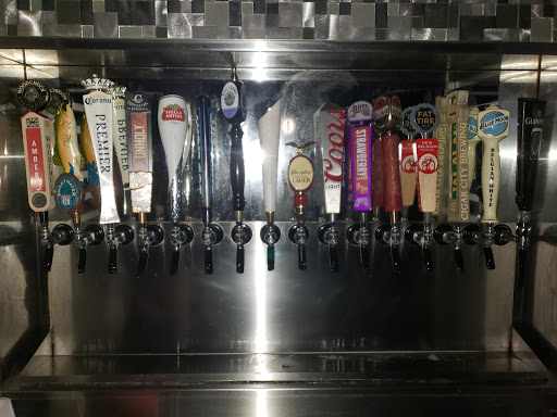 Bar «Pegasus Lounge», reviews and photos, 10008 N 30th St, Tampa, FL 33612, USA