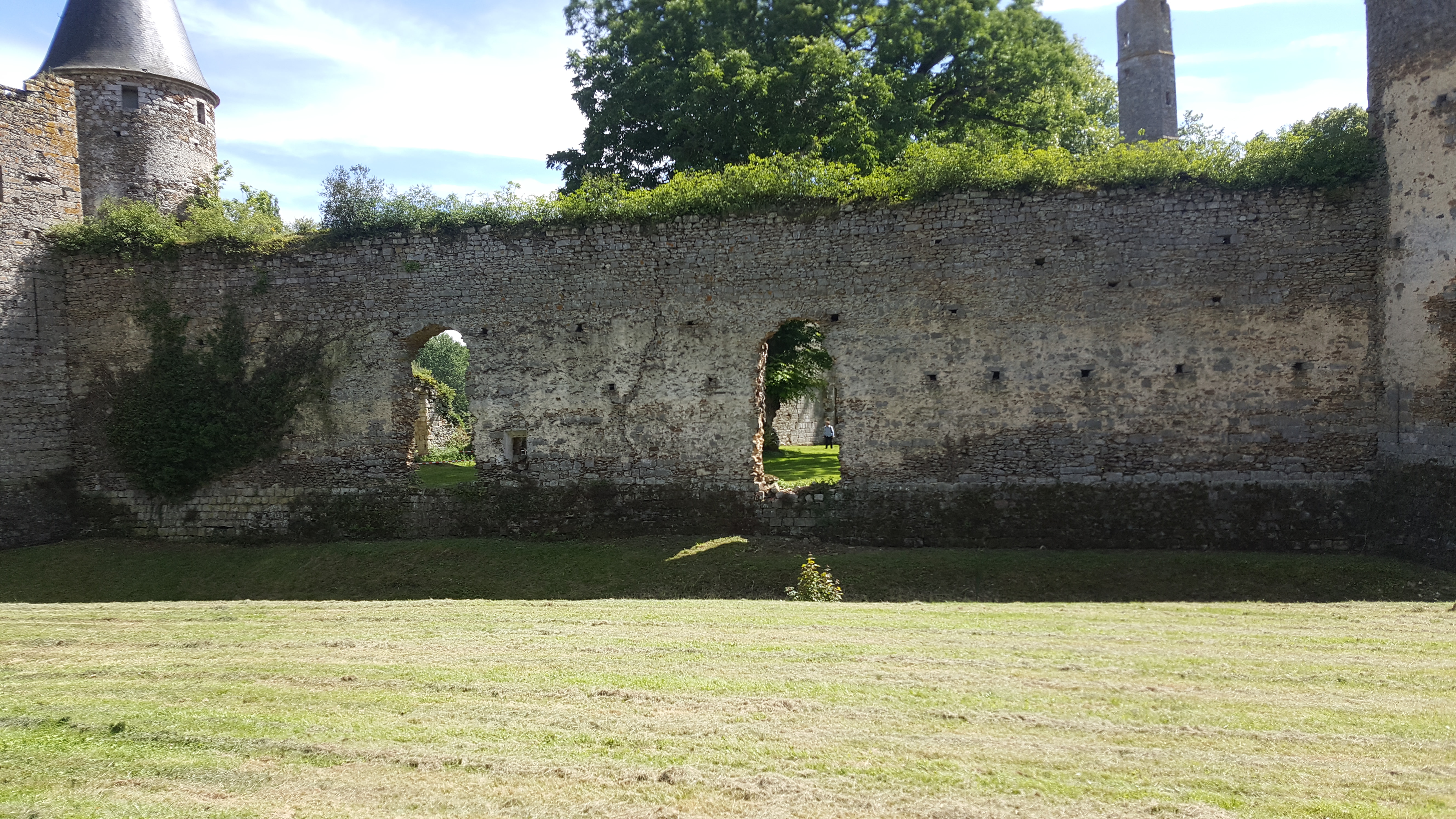 Photo n° 5 de l'avis de légion.a fait le 27/06/2018 à 15:32
