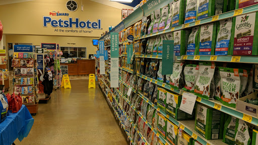 Pet Supply Store «PetSmart», reviews and photos, 1140 W Elliot Rd, Tempe, AZ 85284, USA