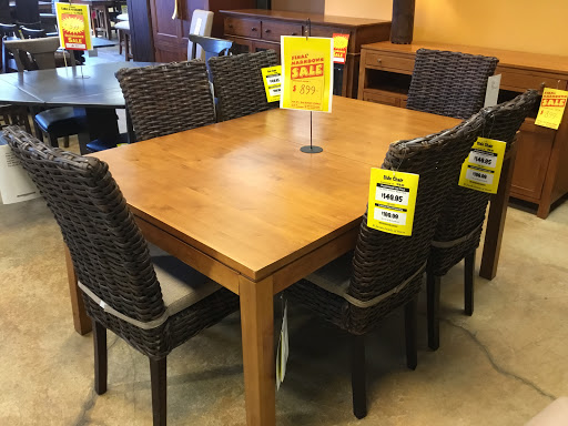 Furniture Store «Furniture Factory Outlet», reviews and photos, 1162 Gateway Loop, Springfield, OR 97477, USA