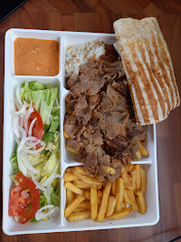 Plats et boissons du Restaurant cetin kebab à Trégunc - n°1