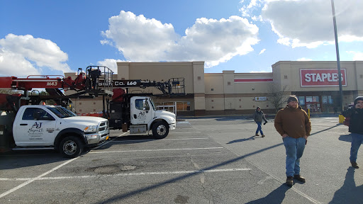 Office Supply Store «Staples», reviews and photos, 3035 NY-50, Saratoga Springs, NY 12866, USA