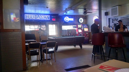 Night Club «Comis Bar & Grill», reviews and photos, 1527 E Broadway St, Toledo, OH 43605, USA