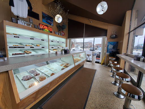 Donut Shop «Donutville U.S.A.», reviews and photos, 14829 Ford Rd, Dearborn, MI 48126, USA