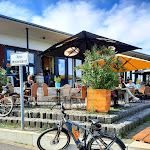 Photo n°1 de l'avis de Dirk-Karsten.� fait le 14/09/2021 à 12:19 sur le  Fährpavillon Graurheindorf (Graubi Bar) à Bonn