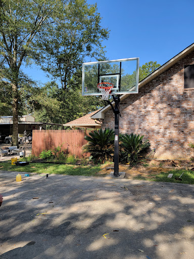 Sporting Goods Store «Academy Sports + Outdoors», reviews and photos, 9997 Crossing Way #800, Denham Springs, LA 70726, USA