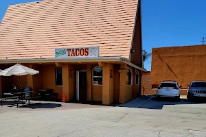 Ricos Tacos El Tio image