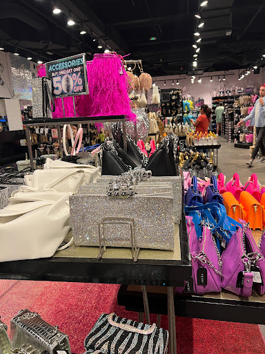 Shopping Mall «Harlem Irving Plaza», reviews and photos, 4104 Harlem Ave, Norridge, IL 60706, USA