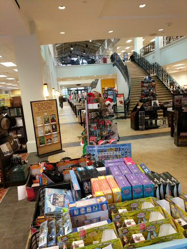 Book Store «Books&Co», reviews and photos, 4453 Walnut St, Beavercreek, OH 45440, USA