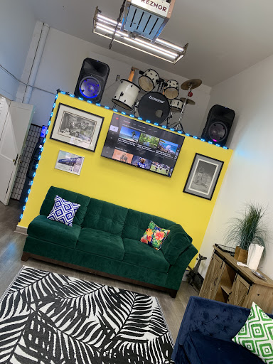 Tattoo Shop «Focused Tattoos», reviews and photos, 2155 Superior Ave, Cleveland, OH 44114, USA