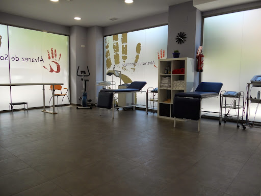Información y opiniones sobre Clínica de Fisioterapia y Rehabilitacion en Córdoba ÁLVAREZ DE SOTOMAYOR de Córdoba