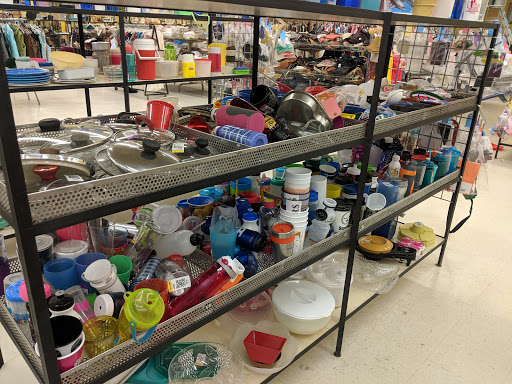 Thrift Store «Thrift Town», reviews and photos, 5700 Manchaca Rd #240, Austin, TX 78745, USA