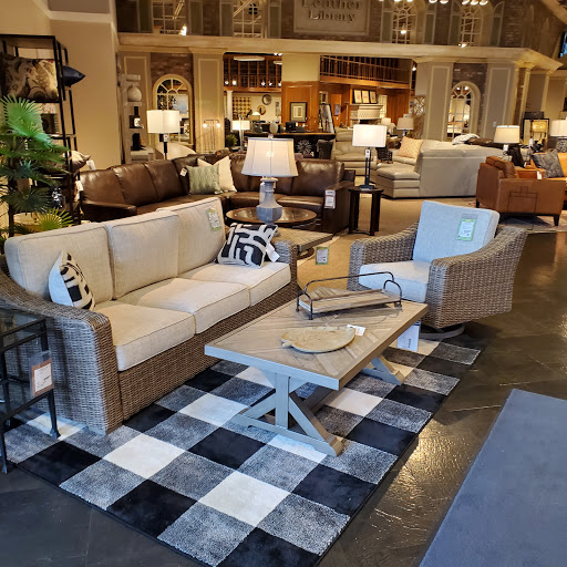 Furniture Store «HOM Furniture», reviews and photos, 4601 23rd Ave S, Fargo, ND 58104, USA