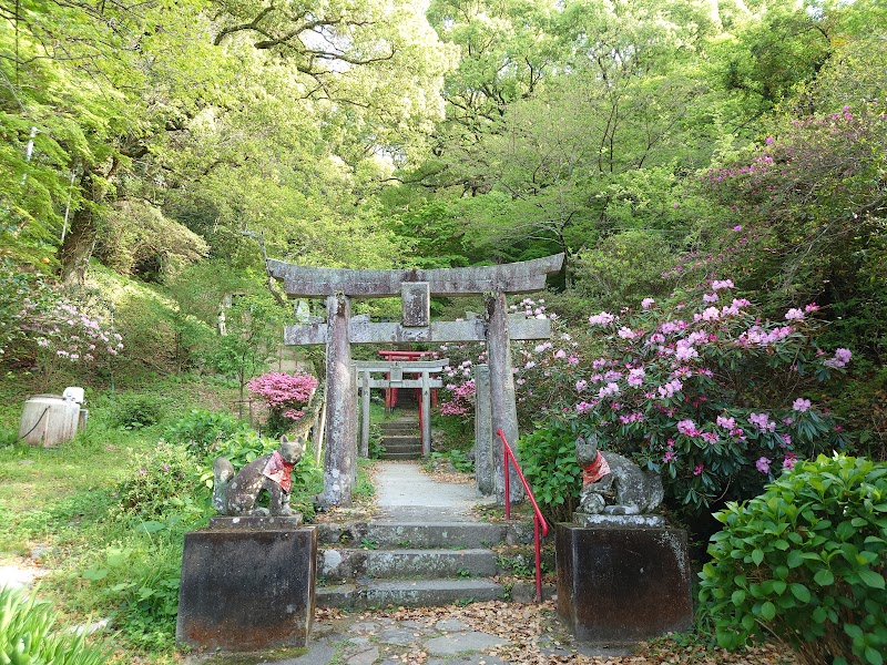 石穴稲荷神社