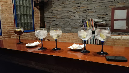 Información y opiniones sobre Pub La Cochera de Villamayor De Santiago