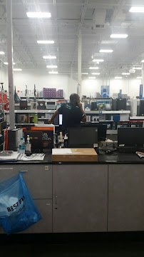 Best Buy - Photo 9 - Car repair in Waldorf, MD, Waldorf