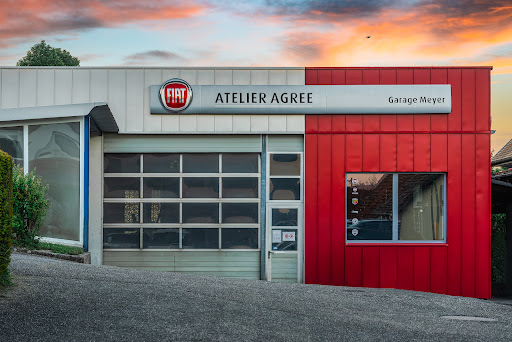 Photo 3 - Garage Meyer
