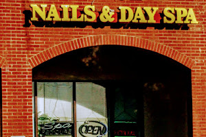 Vogue Nails and Day Spa