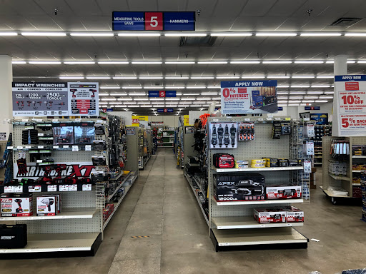 Hardware Store «Harbor Freight Tools», reviews and photos, 323 E Merritt Island Causeway, Merritt Island, FL 32952, USA
