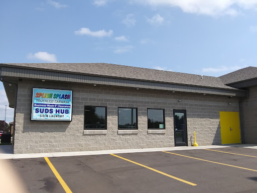 Splish Splash Car Wash & Suds Hub Laundromat South. en Chippewa Falls