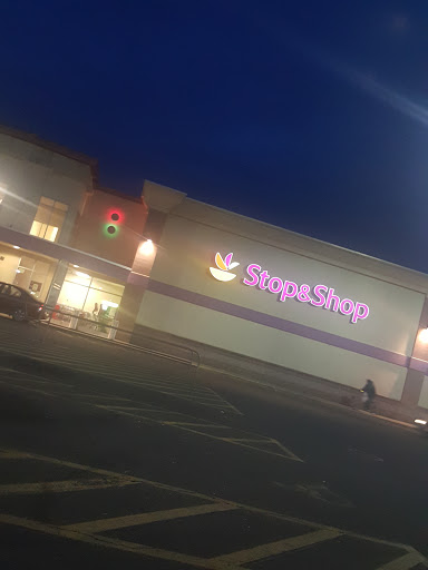 Supermarket «Super Stop & Shop», reviews and photos, 2145 Fairfield Ave, Bridgeport, CT 06606, USA