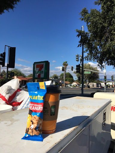 Convenience Store «7-Eleven», reviews and photos, 610 W First St, Tustin, CA 92780, USA