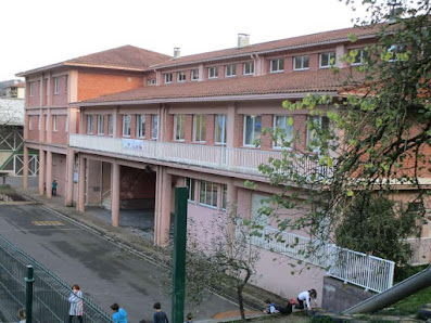 Colegio Público Ugaro Lugar Bo. Etxezarreta, 0 S/N, 20250 Legorreta, Gipuzkoa, España