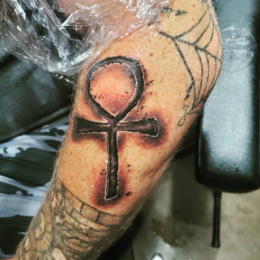 Explore small lion tattoo ideas, creative tattoo ideas in Peru, available at Irezumi Tattoo Parlor